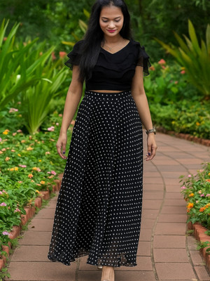 Nyari Wear Women Crop Top Skirt Set