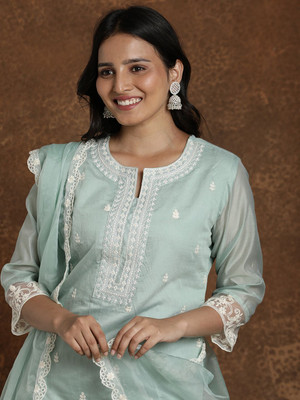 AVANSHEE Women Kurta Pant Dupatta Set