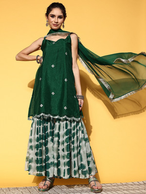 Varanga Women Kurta Sharara Set