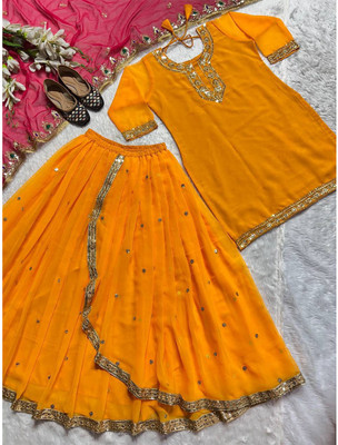 Gangotri Women Ethnic Top Pant Dupatta Set