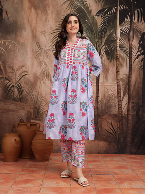 Sangria Women Kurta Pant Set