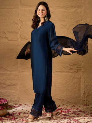 AVANSHEE Women Kurta Pant Dupatta Set