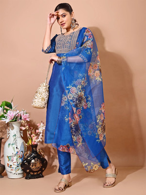 AYUKTA INTERNATIONAL Women Kurti Pant Dupatta Set