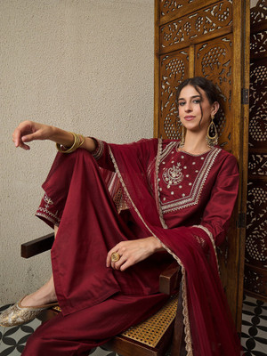 AVANSHEE Women Kurta Pant Dupatta Set