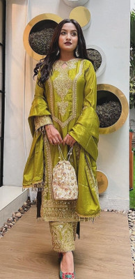 PILUDI Embroidered Kurta, Salwar & Dupatta Set