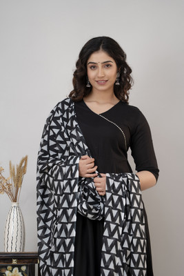 JRH Fashions Printed Kurta, Churidar & Dupatta Set