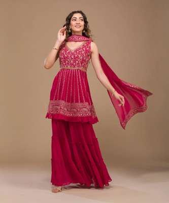 Xomantic FASHION Women Kurta Sharara Dupatta Set