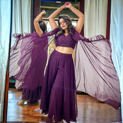 Aarya Ethnic Center Women Crop Top Palazzo Set