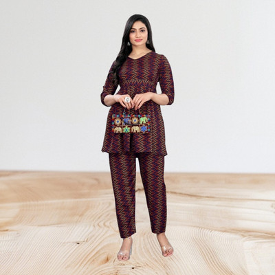 kanudaa Women Crop Top Pant Set