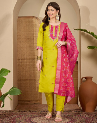 Skylee Women Kurta Pant Dupatta Set