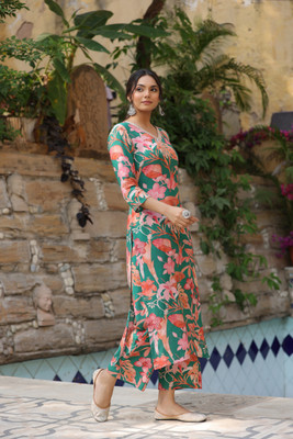 Divastri Women Kurta Palazzo Set