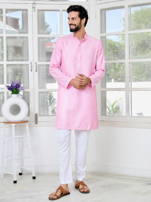 See Designs Men Embroidered Straight Kurta(Pink)