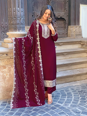 Love Of Fashion Women Kurti Pant Dupatta Set