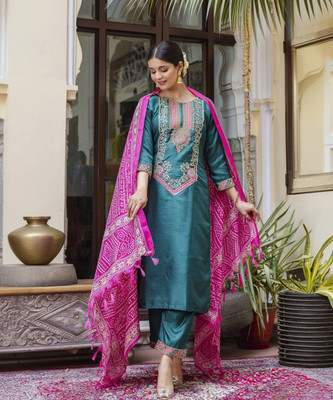 VredeVogel Women Kurta Pant Set