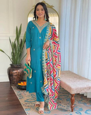PILUDI Women Kurti Pant Attached Dupatta Set