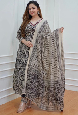 Prihit Women Kurti Pant Dupatta Set