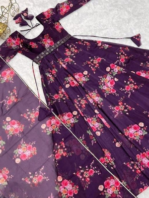 Bittu Fashion Women Kurta Dupatta Set