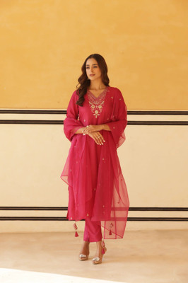 Aaghnya Fashion Women Kurti Pant Dupatta Set