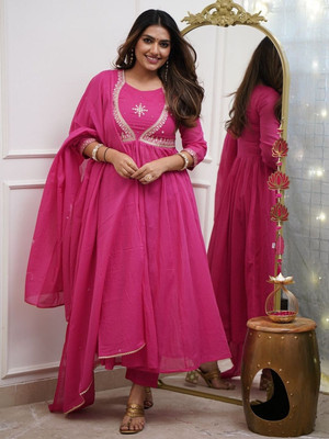 NAVLIK Women Kurta Pant Dupatta Set