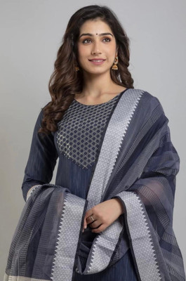 ZEEFAB Women Kurti Pyjama Dupatta Set