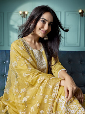 Royal Export Women Kurta Pant Dupatta Set