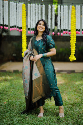 Trijal Fab Women Kurti Pant Dupatta Set