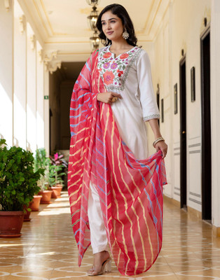 Skylee Women Kurta Patiala Dupatta Set