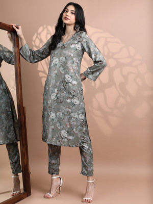 Vishudh Women Kurta Pant Set