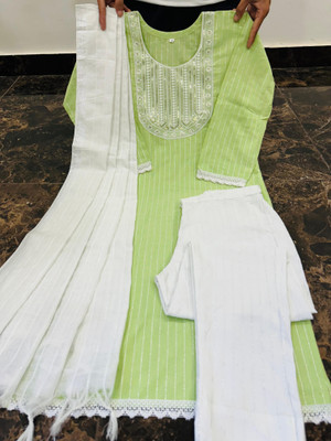 ATTIREGURU Women Kurti Pant Dupatta Set