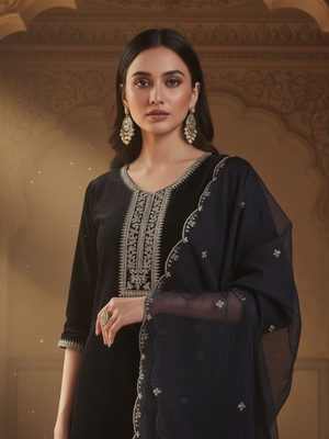 Royal Export Women Kurta Pant Dupatta Set