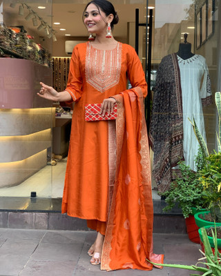 kiwastudio Embroidered Kurta, Trouser/Pant & Dupatta Set