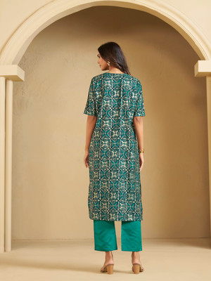 Sangria Women Kurta Pyjama Set