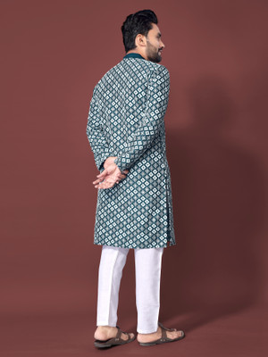 AKSHAT CREATION Men Kurta Pyjama Set