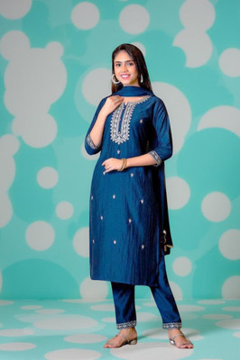 VSAAJ FASHION Women Kurti Pant Dupatta Set