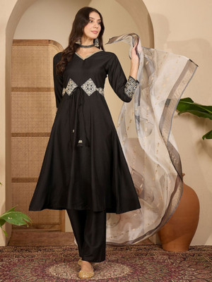 Sangria Women Kurta Palazzo Set