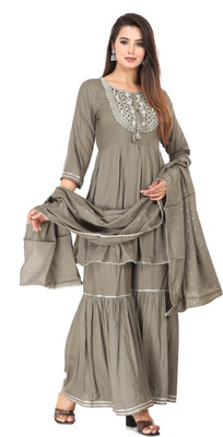 Karvika Women Kurta Dupatta Set