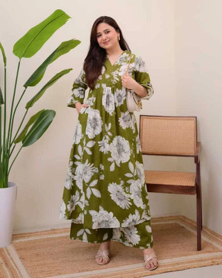 RADHA RANI COLLECTION Women Kurta Palazzo Set