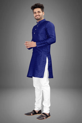 Yanshcreation Men Self Design Straight Kurta(Blue)