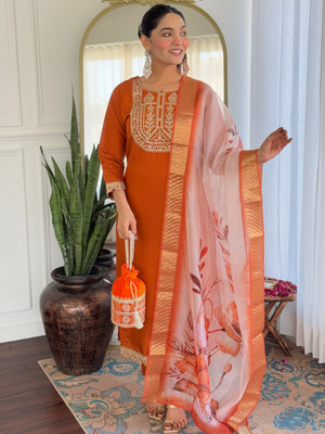 TRAHIMAM Women Kurti Pant Dupatta Set