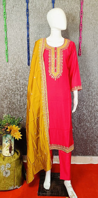 Amyra Fashion Hub Women Kurta Pant Dupatta Set