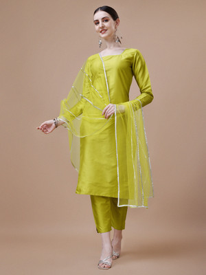 Naveerafashion Women Kurti Pant Dupatta Set