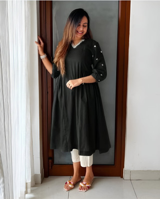 Saji Fabb Women Kurta Pant Set