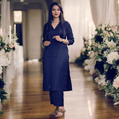 AK Creation Women Kurti Pant Set