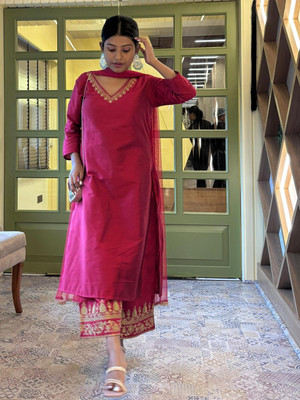 VredeVogel Embroidered Kurta, Palazzo & Dupatta Set