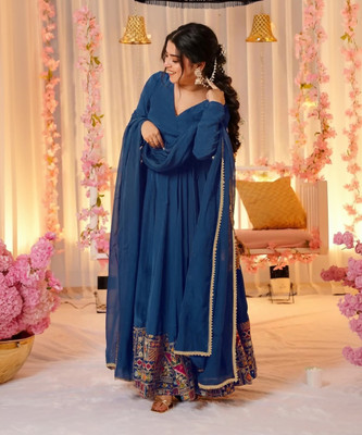 Visoka Women Dupatta Set
