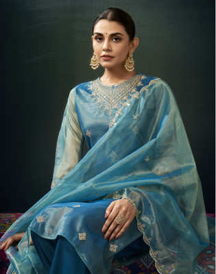 Skylee Women Kurta Pant Dupatta Set