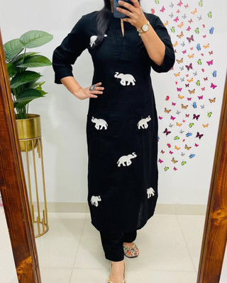 CHITIVYANSHU Women Kurta Pant Set