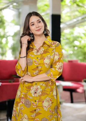 Ramsetu Women Kurta Palazzo Set