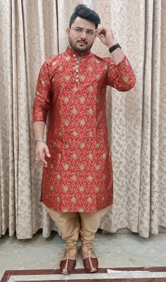 Over Crowd Men Kurta Salwar Set