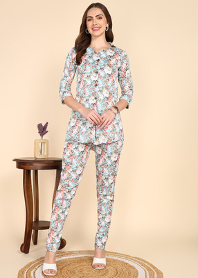 SARVOPAREE CREATION Women Kurta Pant Set